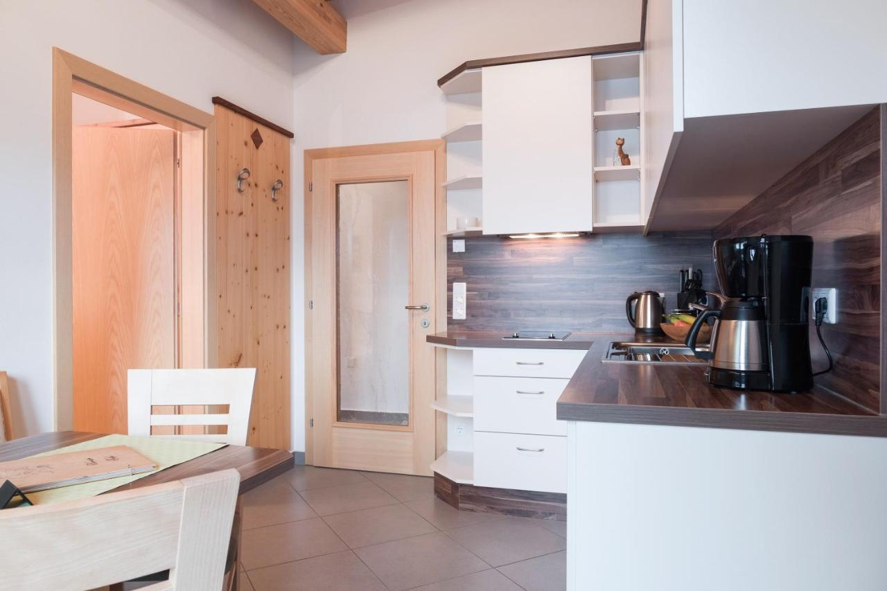 Hofschenke Pfeiftal - Heuduft Apartamento San Martino In Passiria  Exterior foto